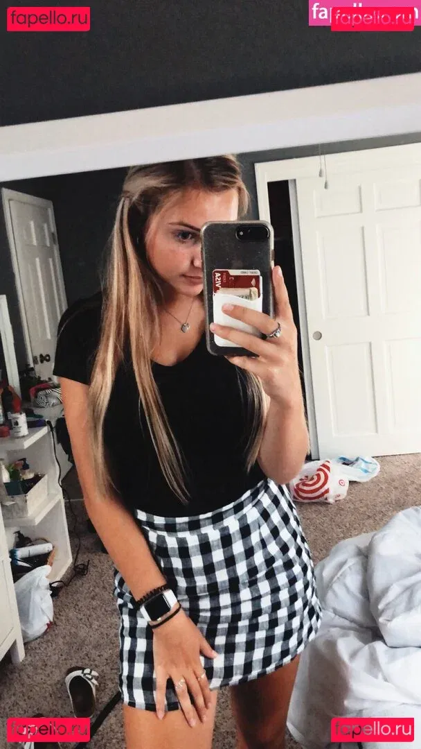 Leah Booth Onlyfans Photo Gallery 