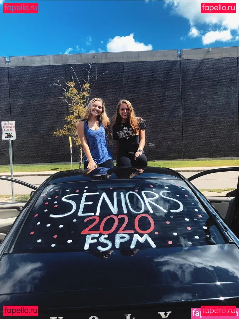 Leah Booth Onlyfans Photo Gallery 