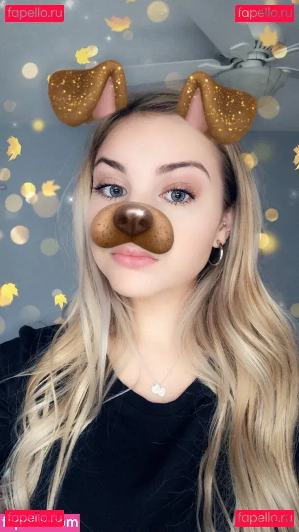 Leah Booth Onlyfans Photo Gallery 