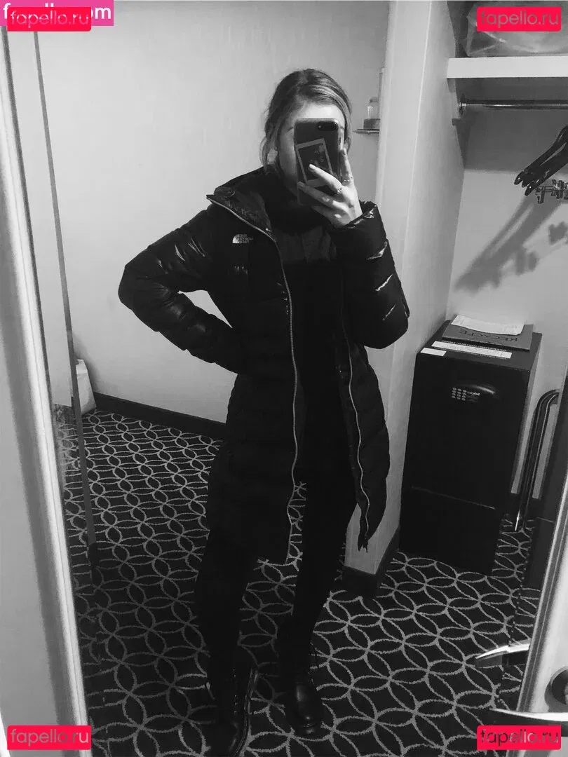 Leah Booth Onlyfans Photo Gallery 