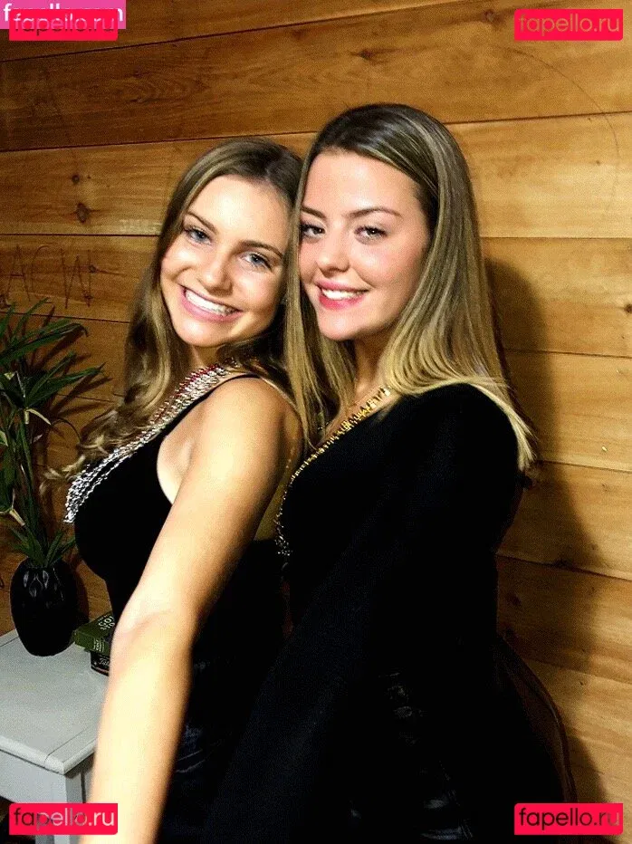 Leah Booth Onlyfans Photo Gallery 