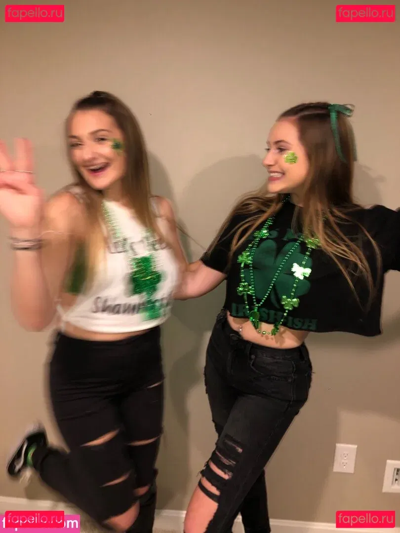 Leah Booth Onlyfans Photo Gallery 