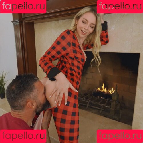 Lily Larimar Onlyfans Photo Gallery 