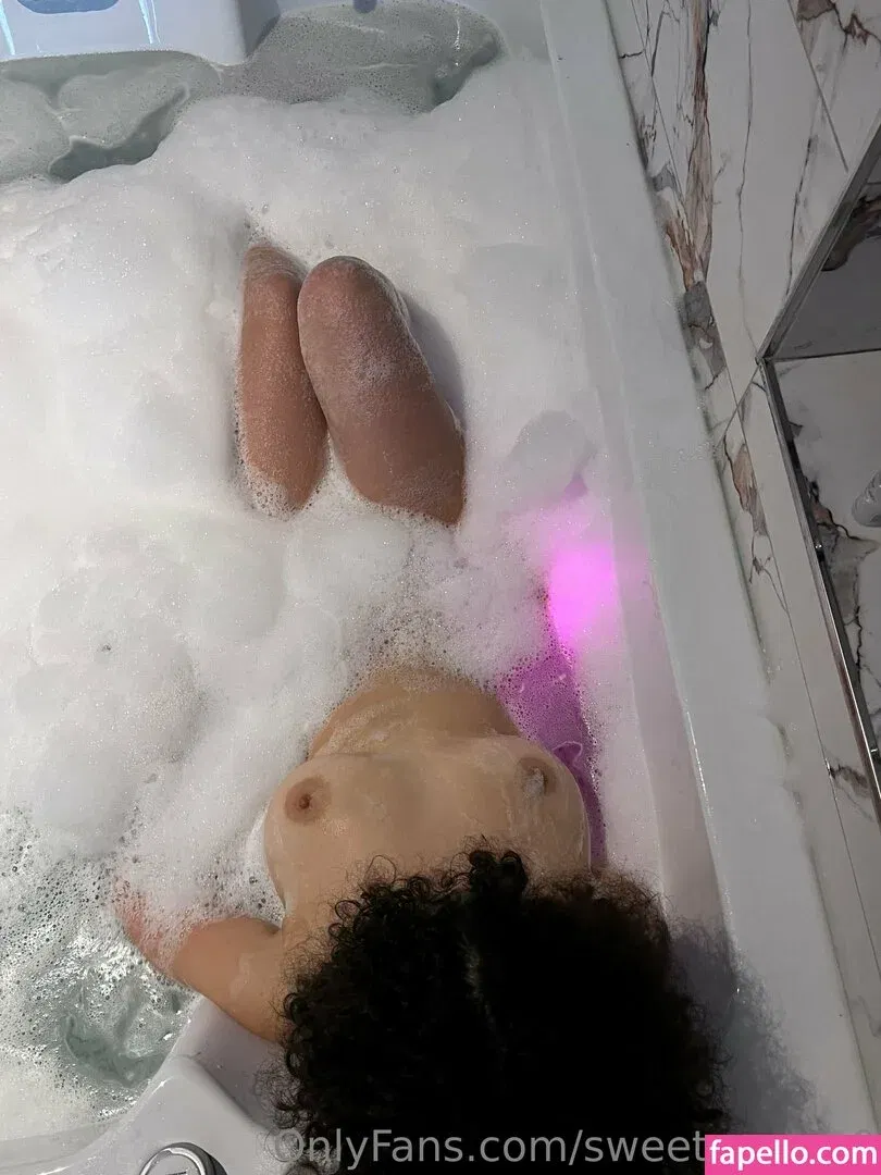 sweetmoans0 Onlyfans Photo Gallery 