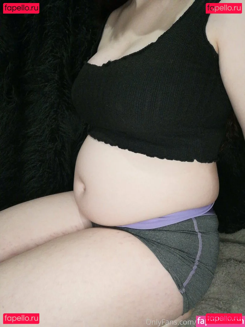 chubbycanary Onlyfans Photo Gallery 