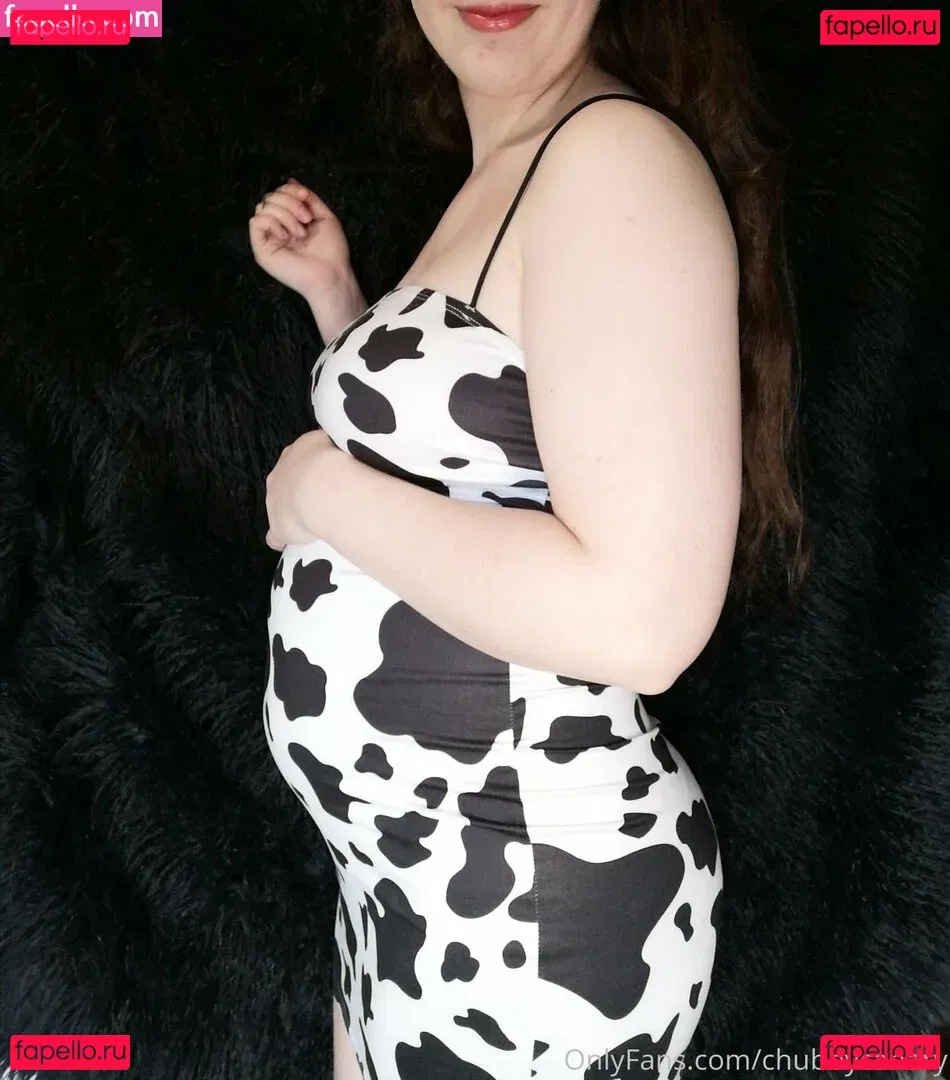 chubbycanary Onlyfans Photo Gallery 