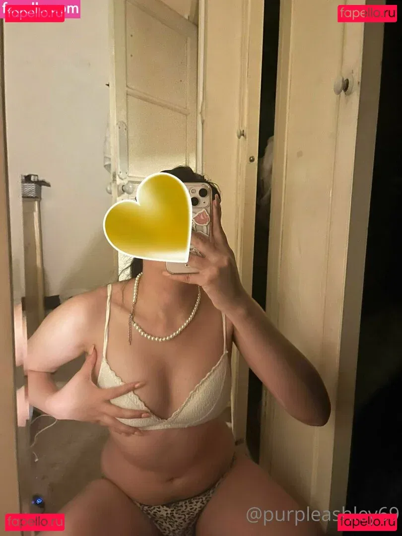 purpleashley69 Onlyfans Photo Gallery 