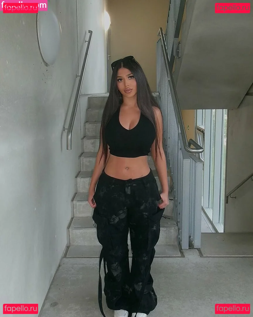 Miriam Onlyfans Photo Gallery 