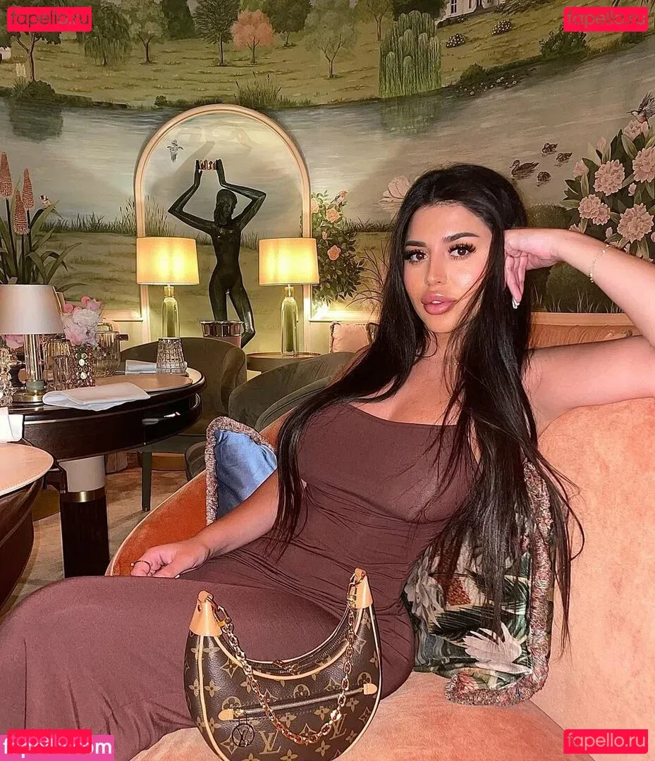 Miriam Onlyfans Photo Gallery 