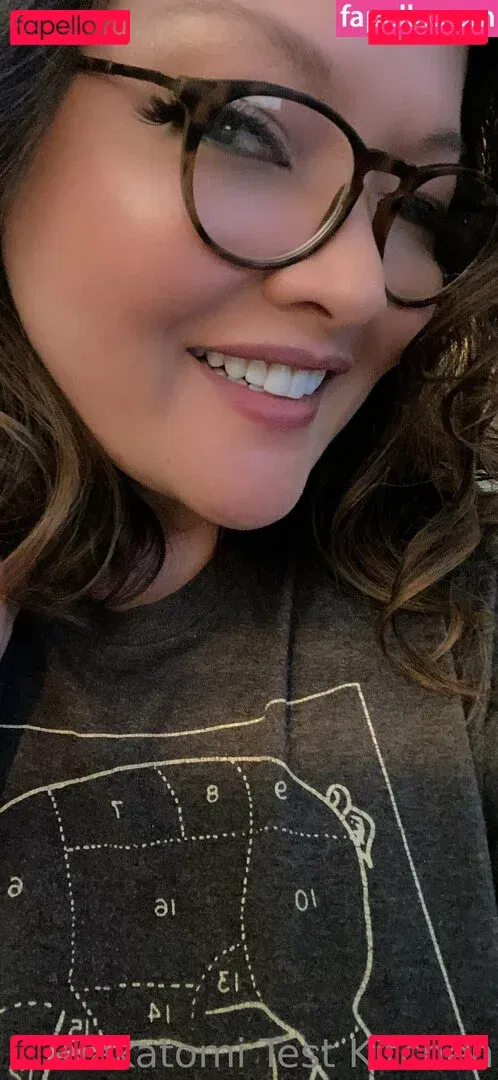 kellynakatomi Onlyfans Photo Gallery 