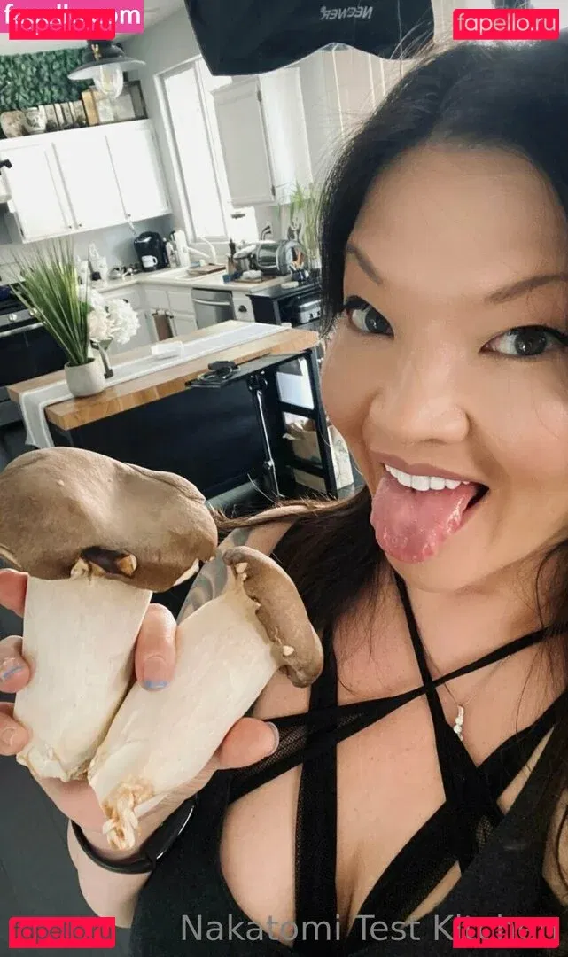 kellynakatomi Onlyfans Photo Gallery 