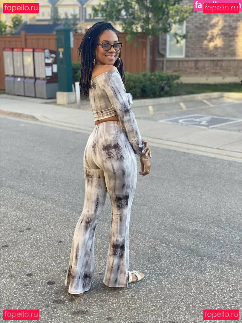 iamkirakadence Onlyfans Photo Gallery 