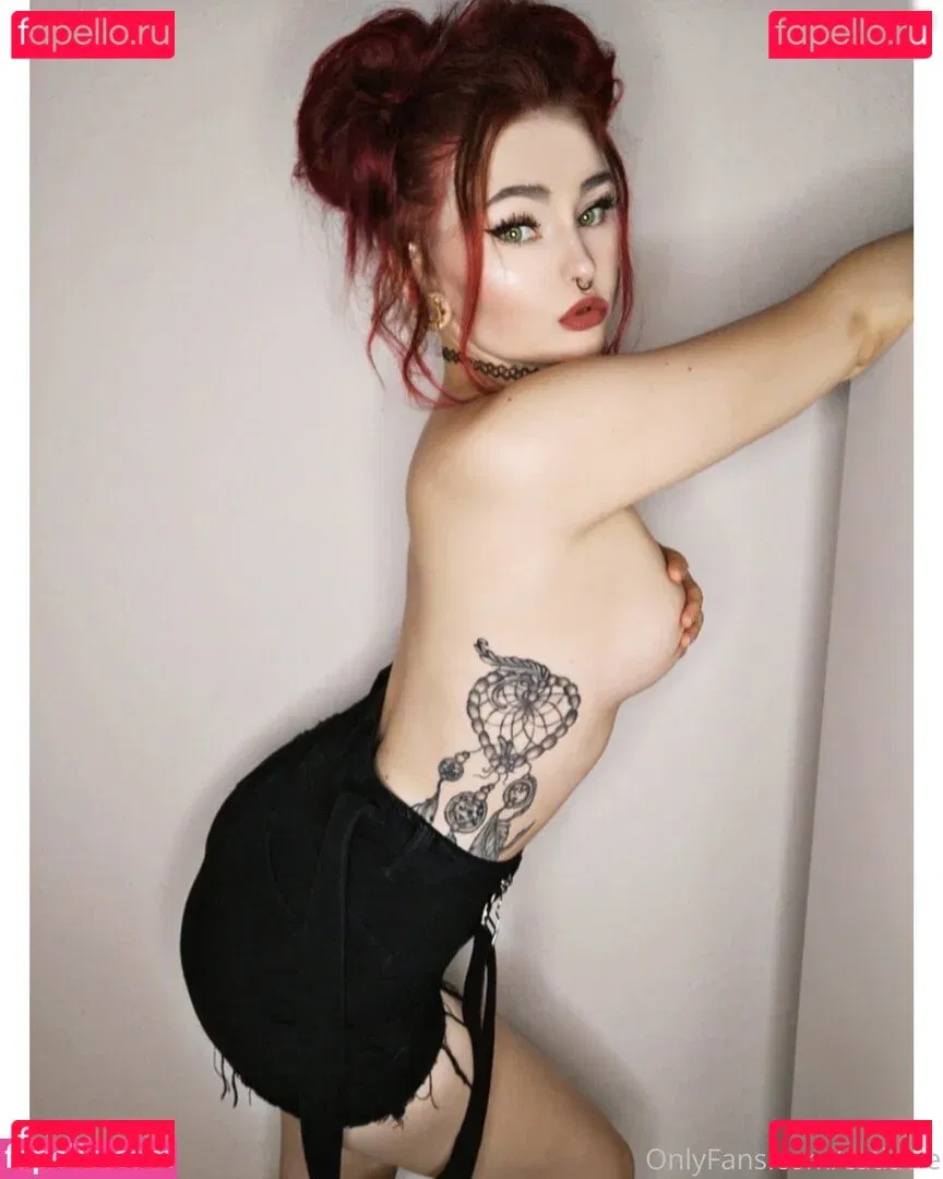 _lovekat Onlyfans Photo Gallery 