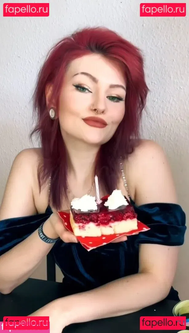 _lovekat Onlyfans Photo Gallery 