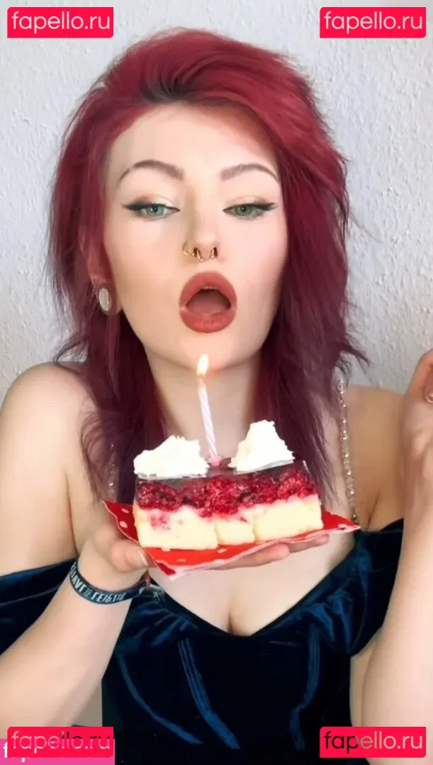 _lovekat Onlyfans Photo Gallery 