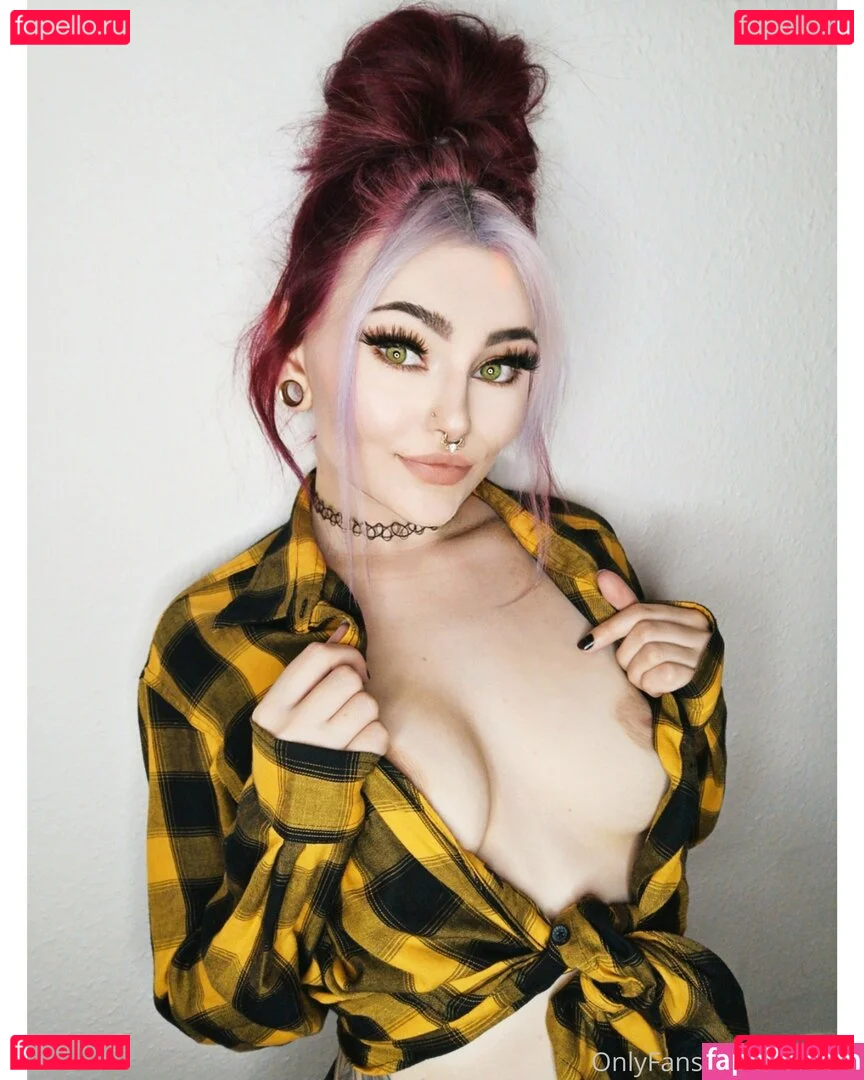 _lovekat Onlyfans Photo Gallery 