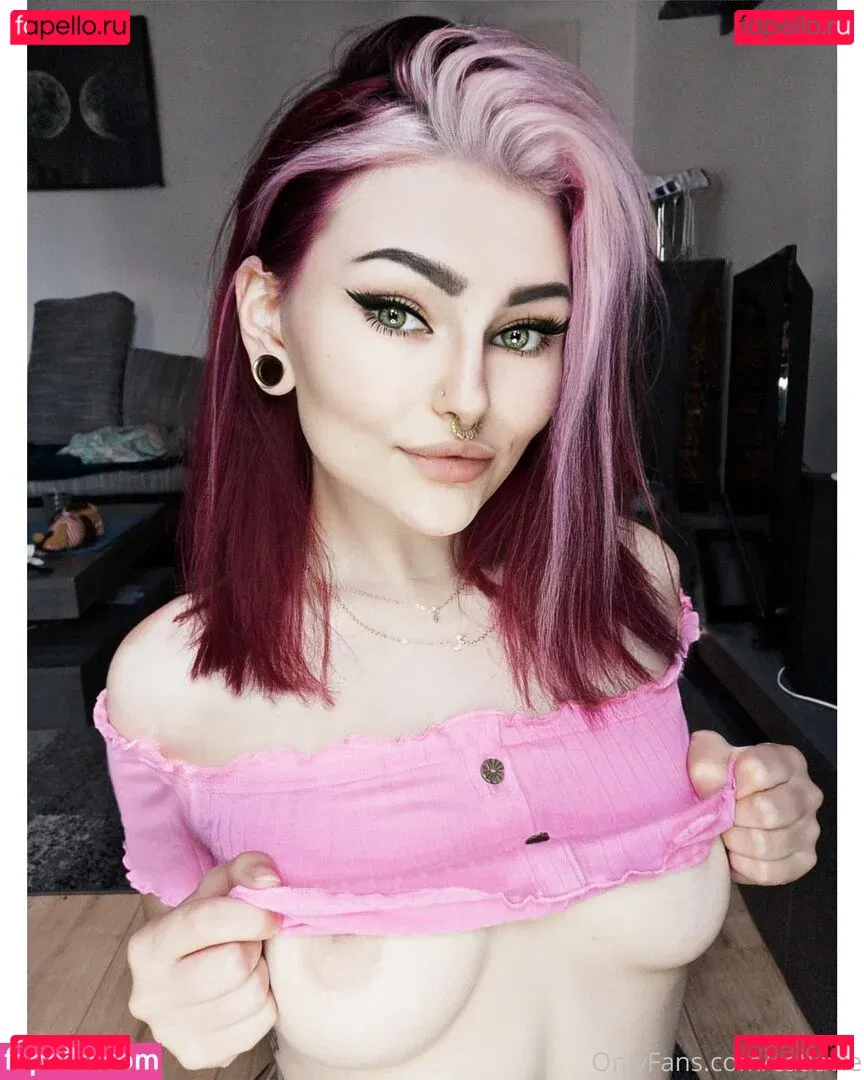 _lovekat Onlyfans Photo Gallery 