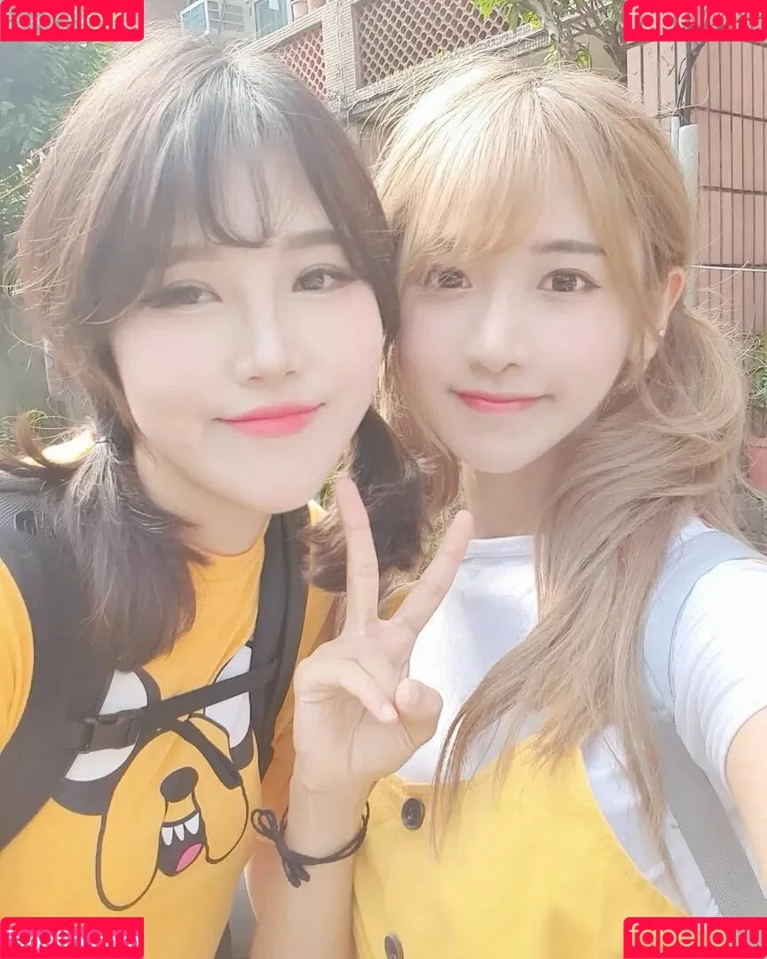 jinnytty Onlyfans Photo Gallery 