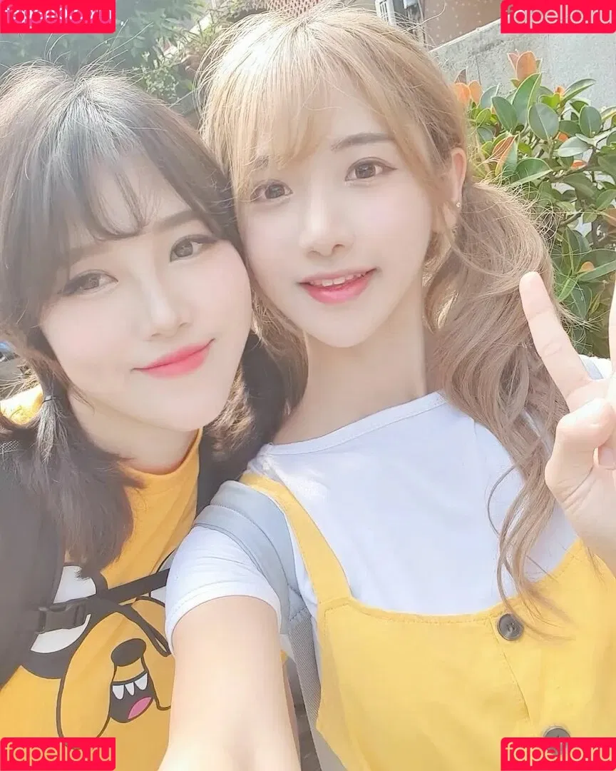 jinnytty Onlyfans Photo Gallery 
