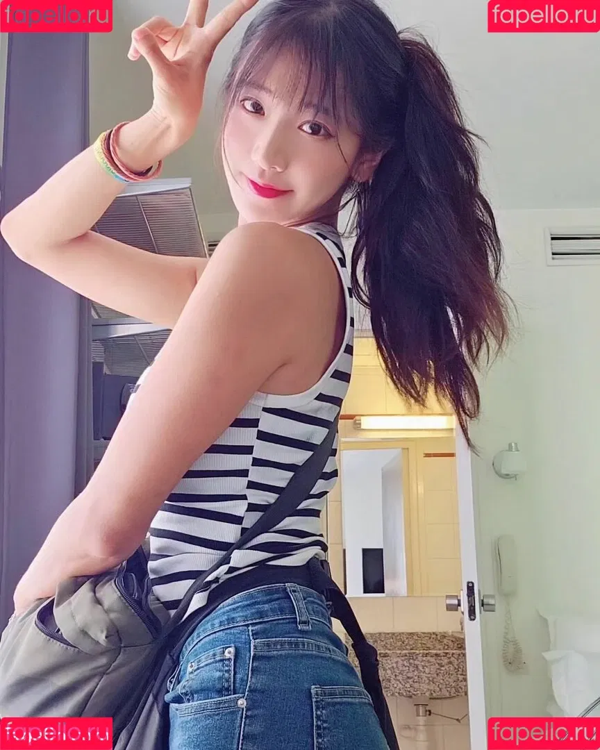 jinnytty Onlyfans Photo Gallery 