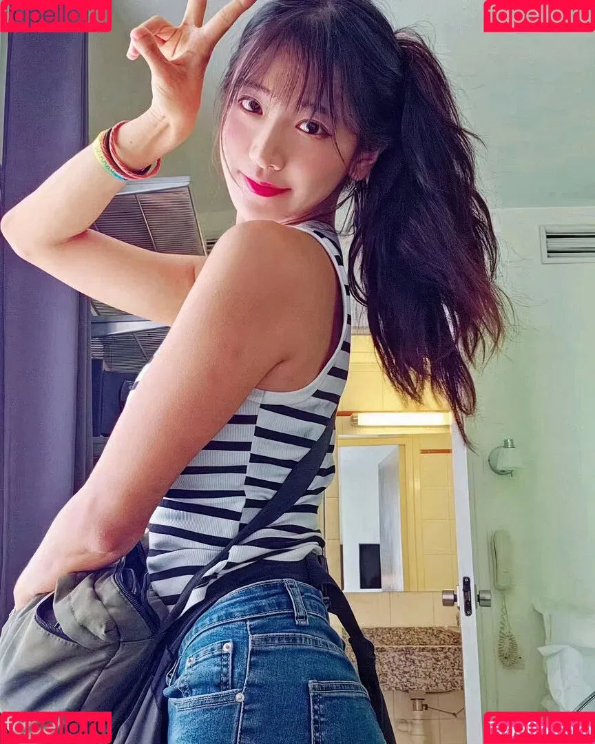 jinnytty Onlyfans Photo Gallery 