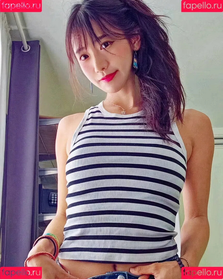 jinnytty Onlyfans Photo Gallery 