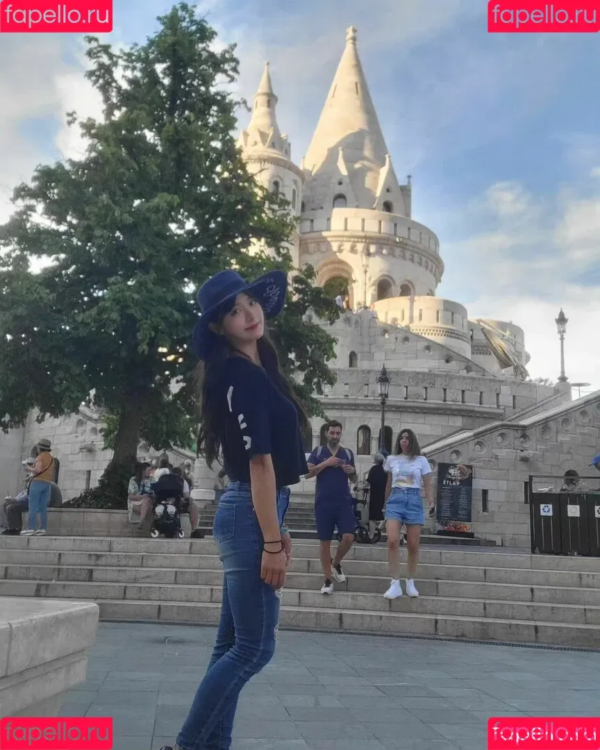 jinnytty Onlyfans Photo Gallery 