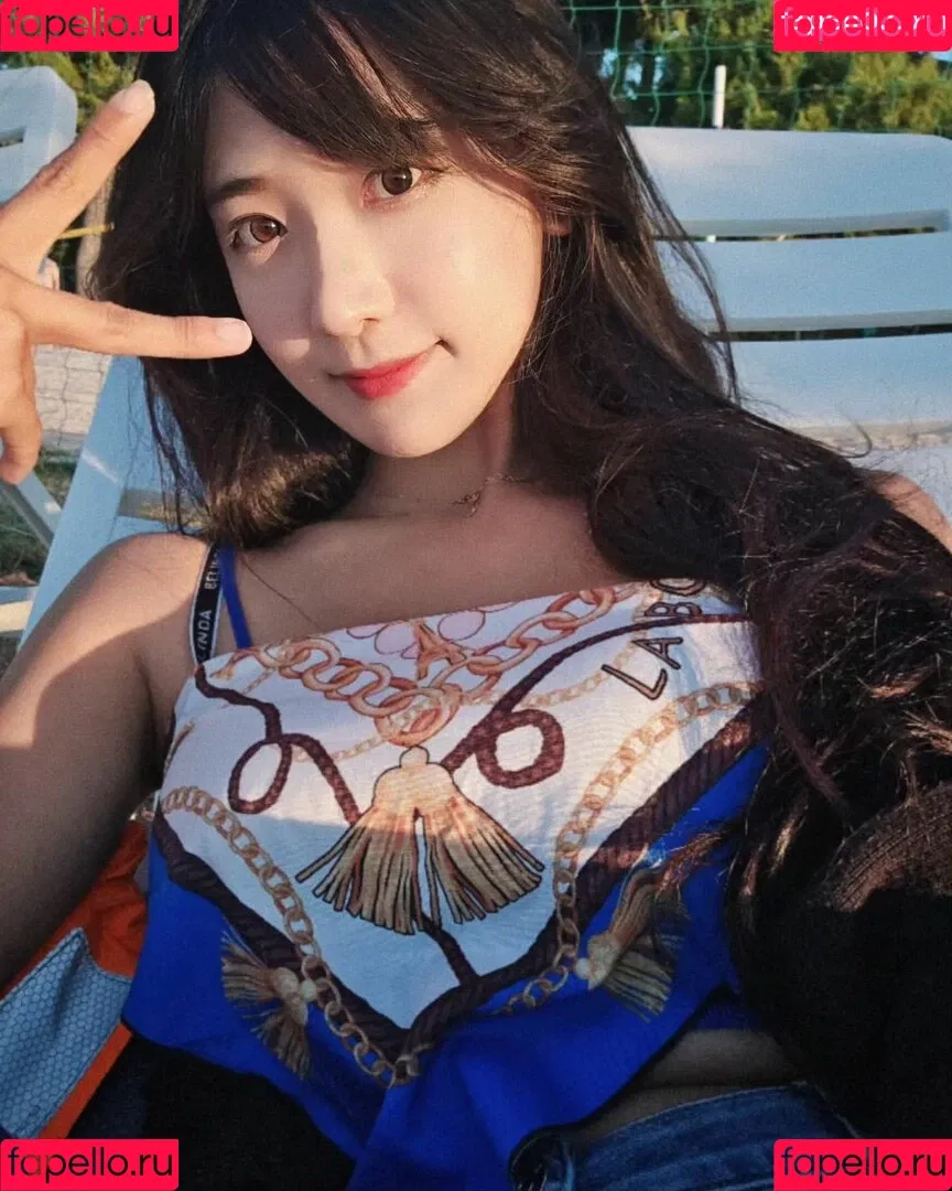 jinnytty Onlyfans Photo Gallery 