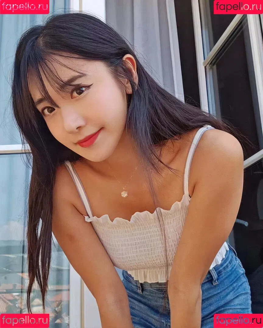 jinnytty Onlyfans Photo Gallery 