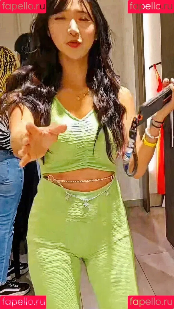 jinnytty Onlyfans Photo Gallery 