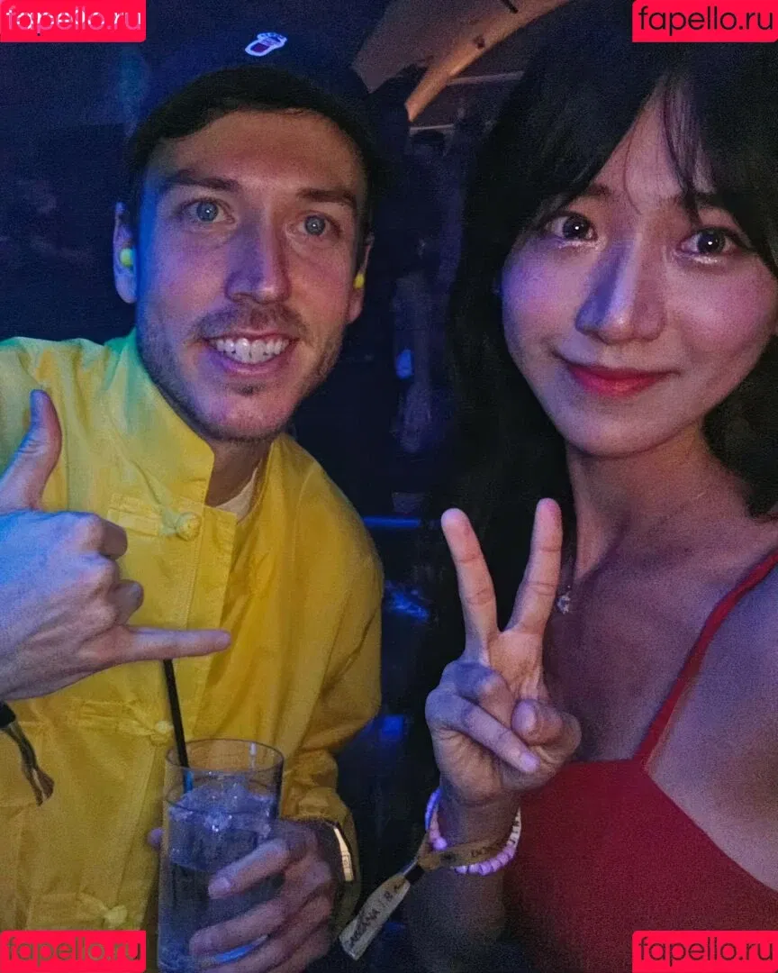 jinnytty Onlyfans Photo Gallery 
