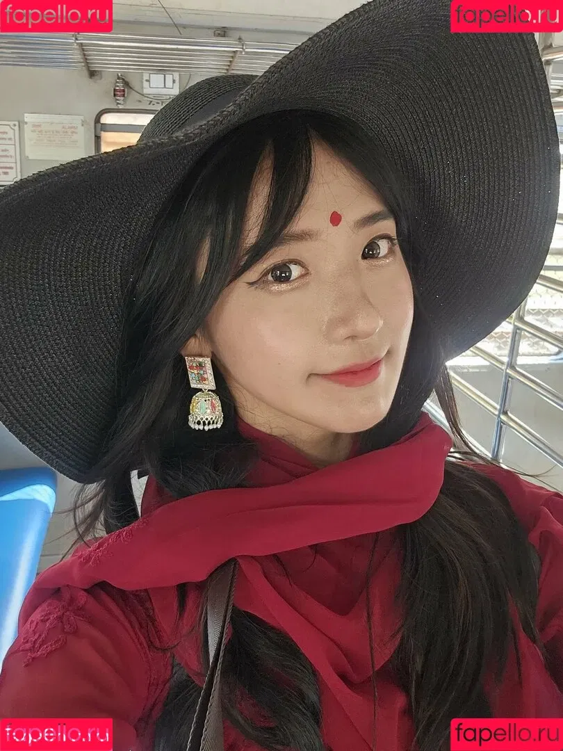jinnytty Onlyfans Photo Gallery 