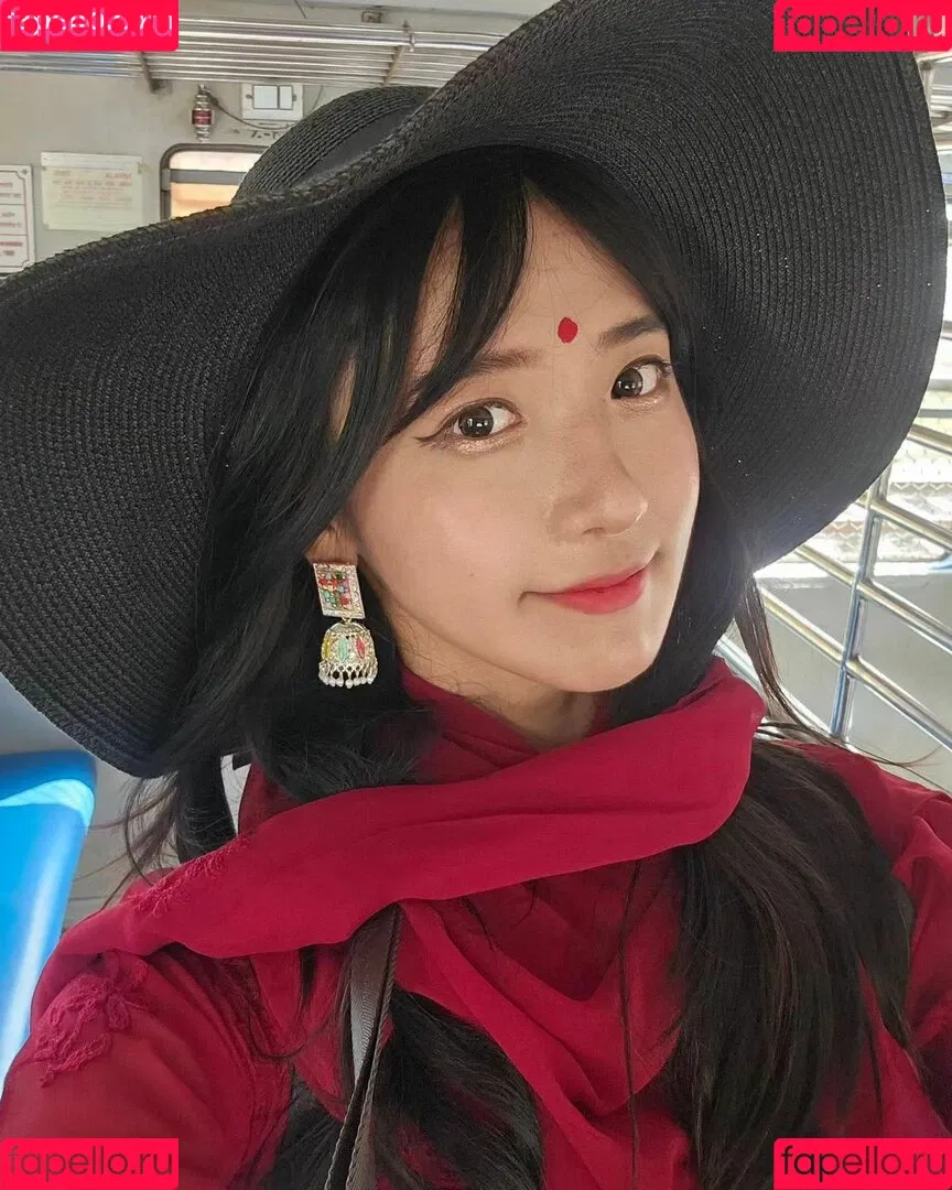 jinnytty Onlyfans Photo Gallery 