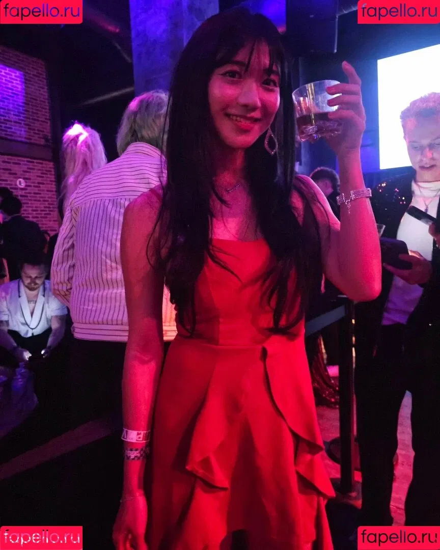 jinnytty Onlyfans Photo Gallery 