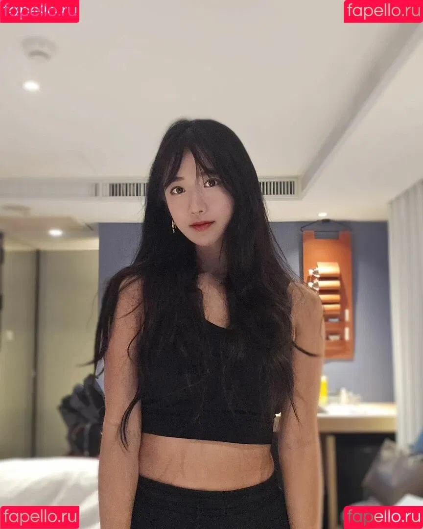 jinnytty Onlyfans Photo Gallery 