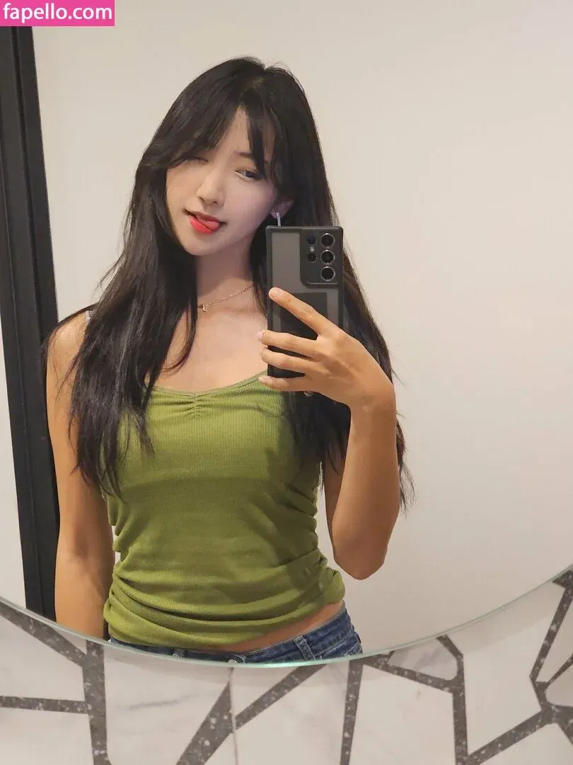 jinnytty Onlyfans Photo Gallery 