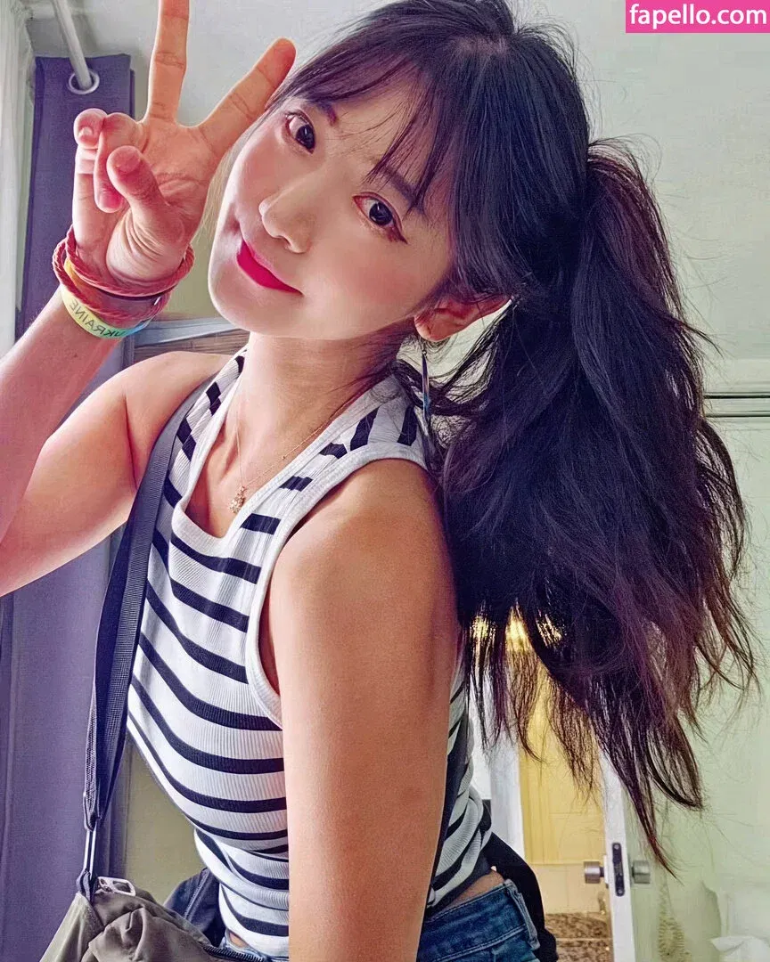 jinnytty Onlyfans Photo Gallery 