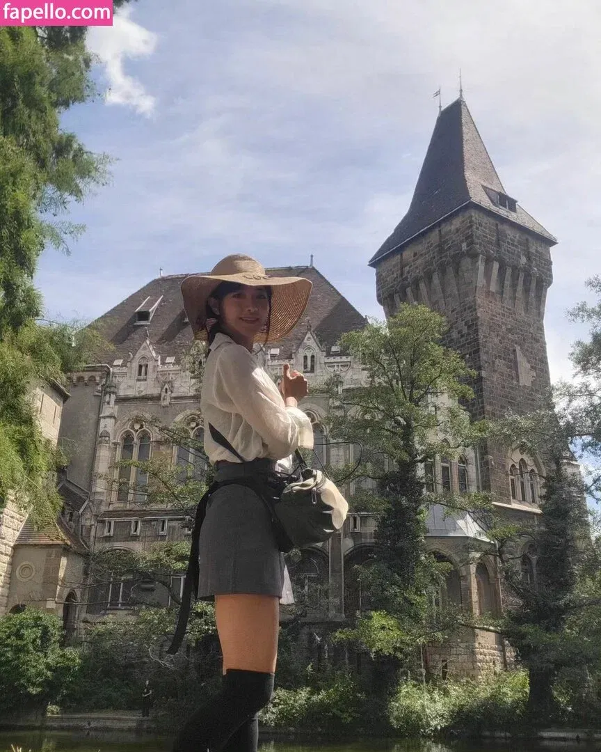 jinnytty Onlyfans Photo Gallery 