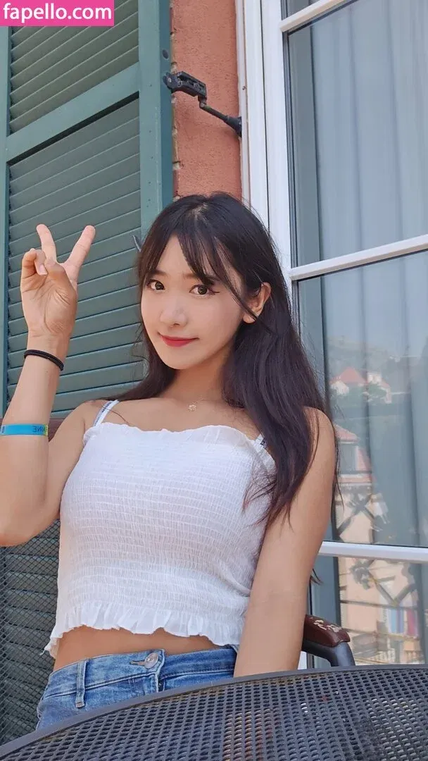 jinnytty Onlyfans Photo Gallery 