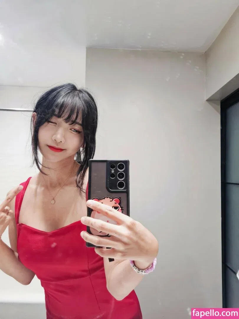 jinnytty Onlyfans Photo Gallery 