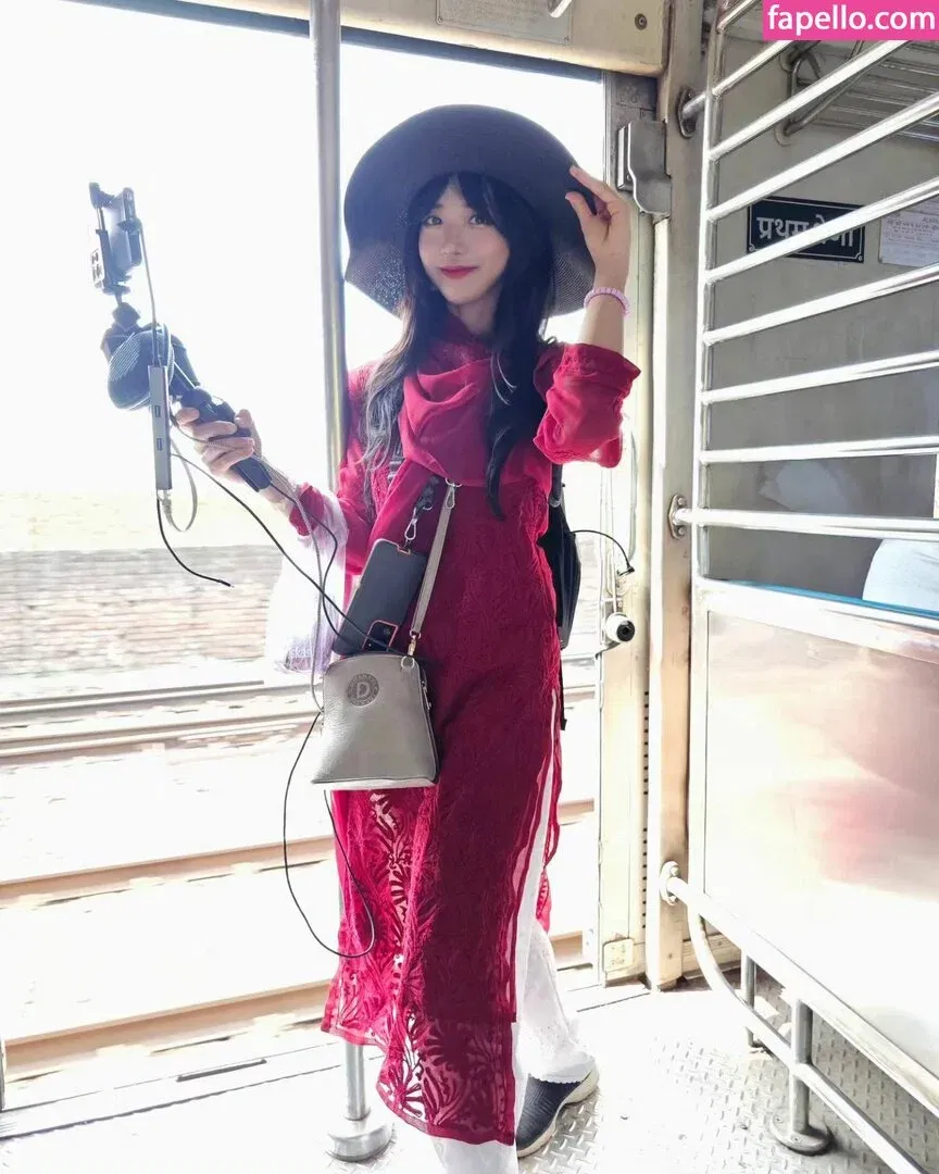 jinnytty Onlyfans Photo Gallery 