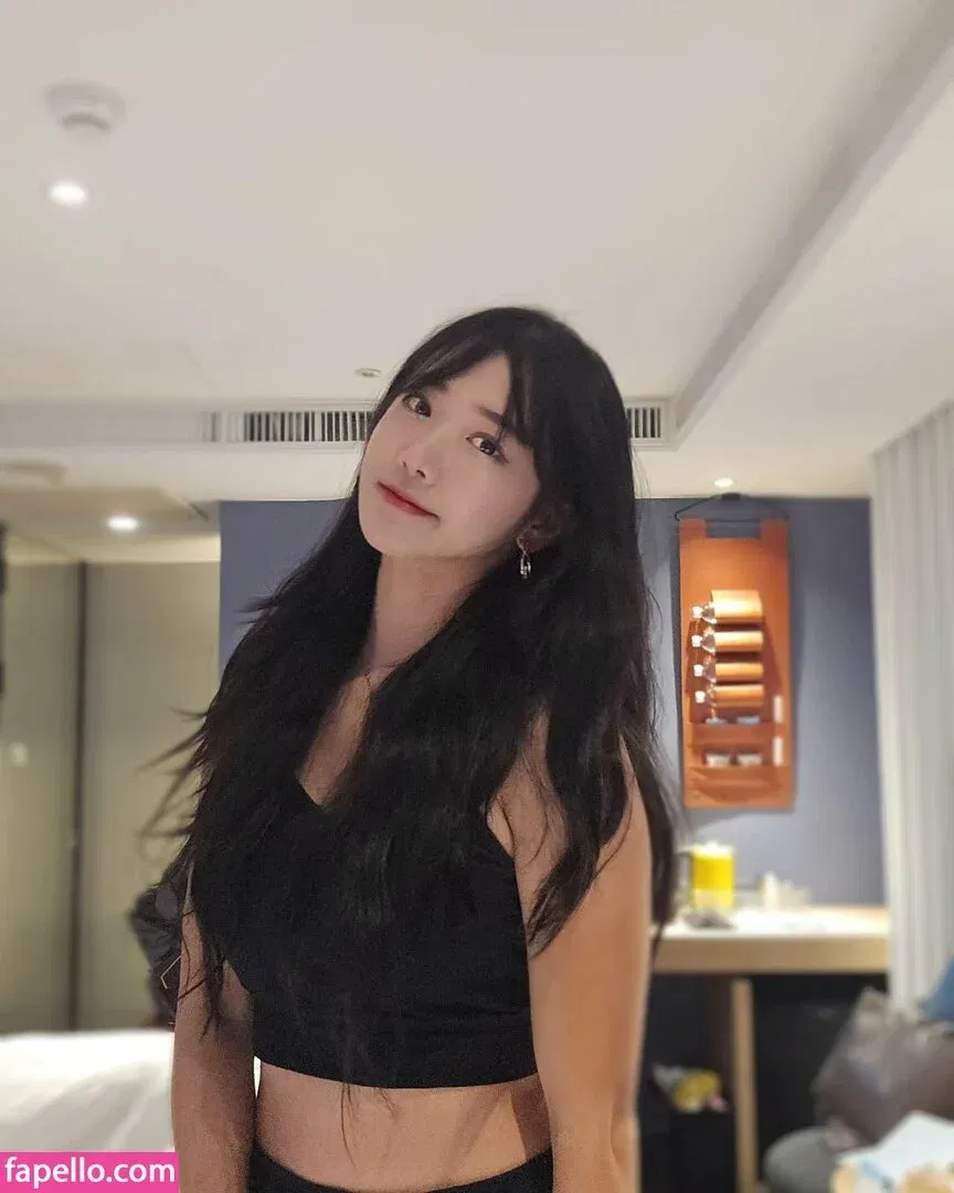 jinnytty Onlyfans Photo Gallery 