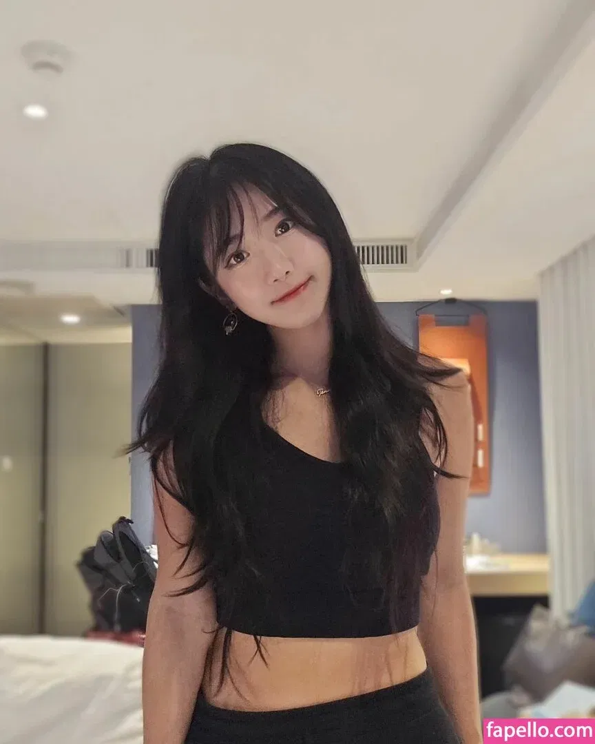 jinnytty Onlyfans Photo Gallery 