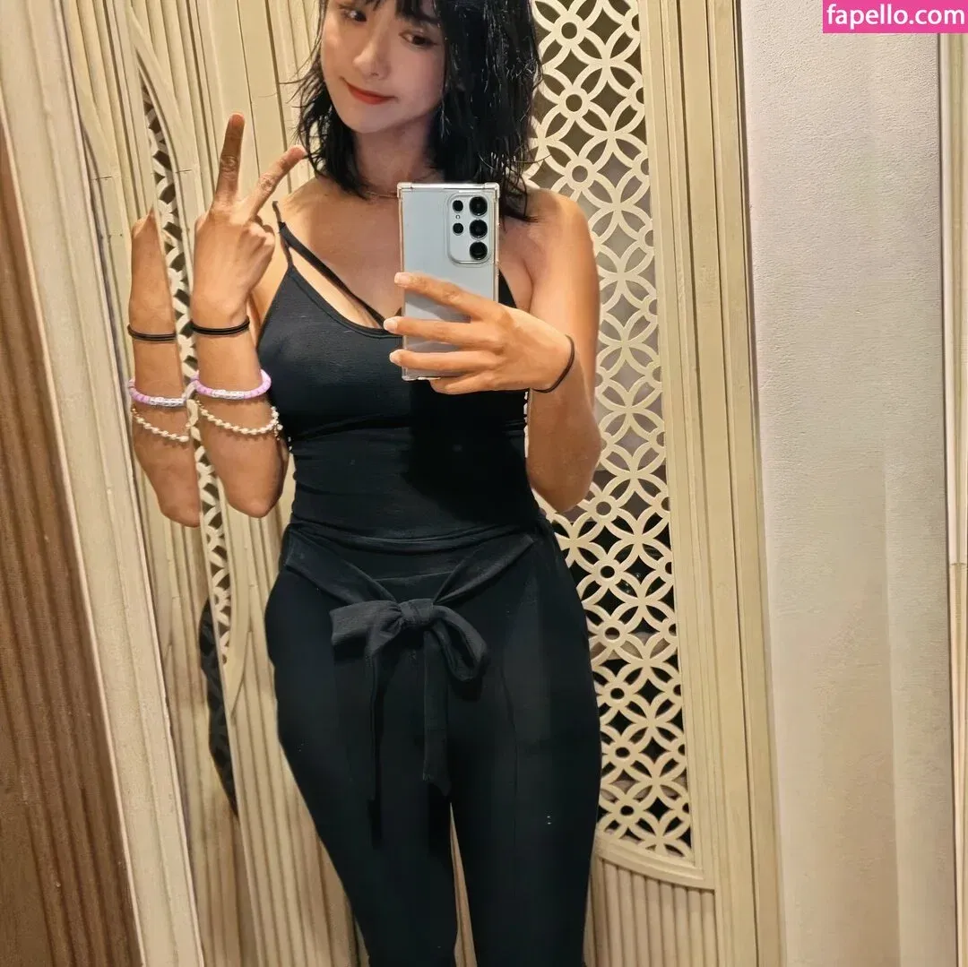 jinnytty Onlyfans Photo Gallery 