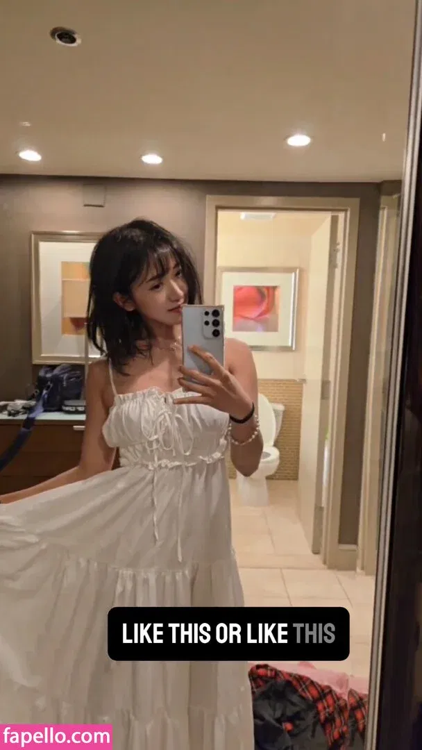 jinnytty Onlyfans Photo Gallery 