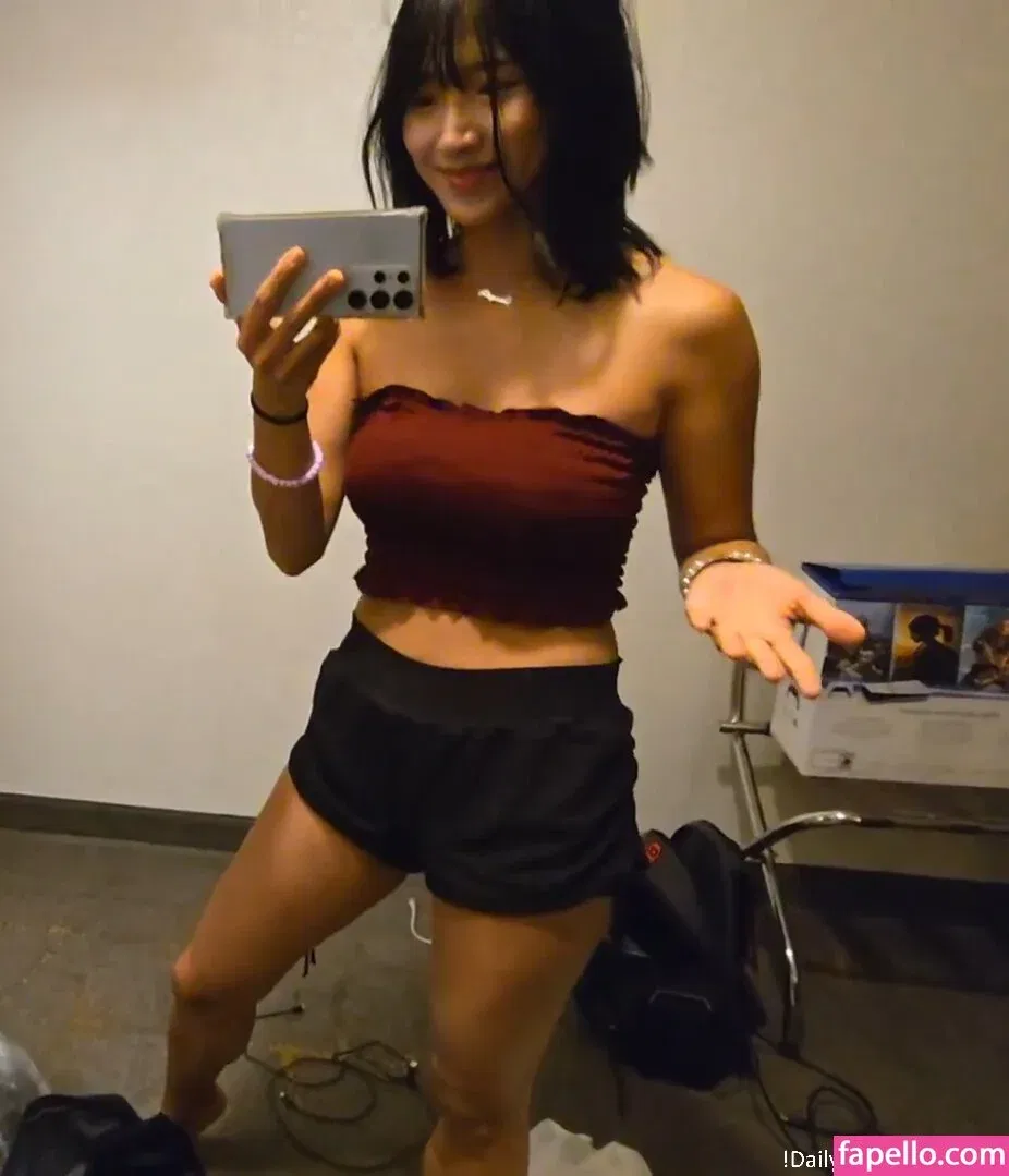 jinnytty Onlyfans Photo Gallery 