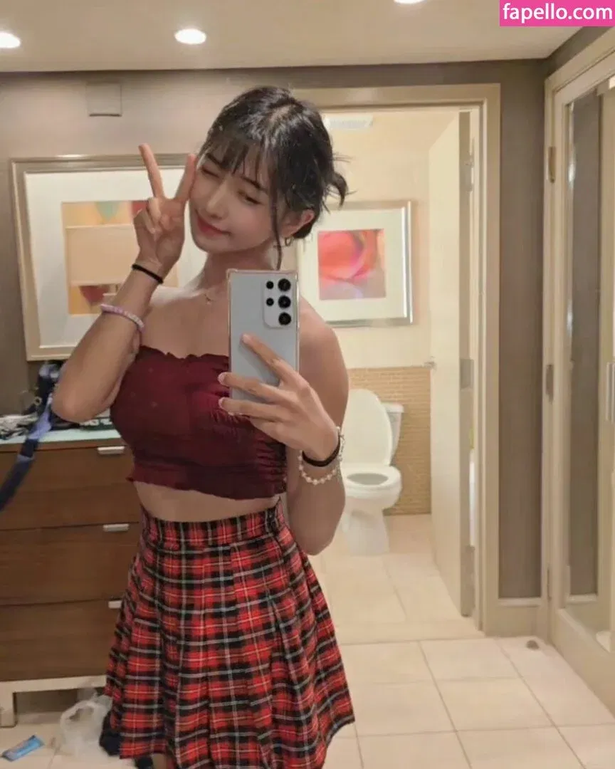 jinnytty Onlyfans Photo Gallery 