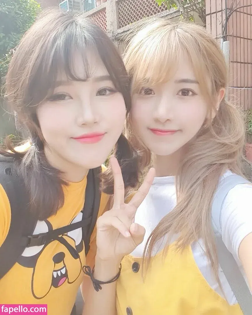 jinnytty Onlyfans Photo Gallery 