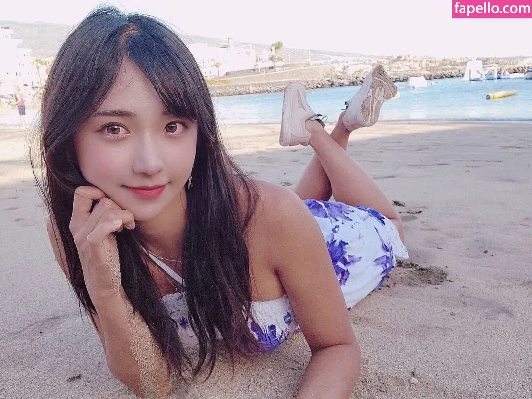 jinnytty Onlyfans Photo Gallery 