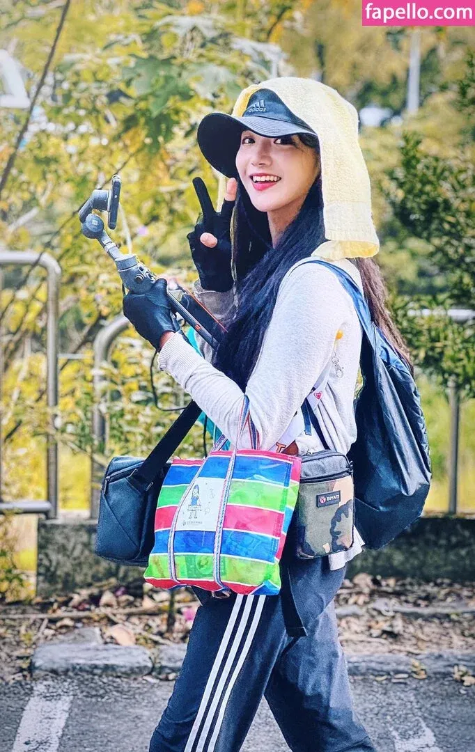 jinnytty Onlyfans Photo Gallery 